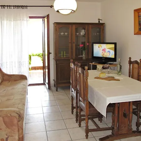 Meri - Krk211 By Interhome *