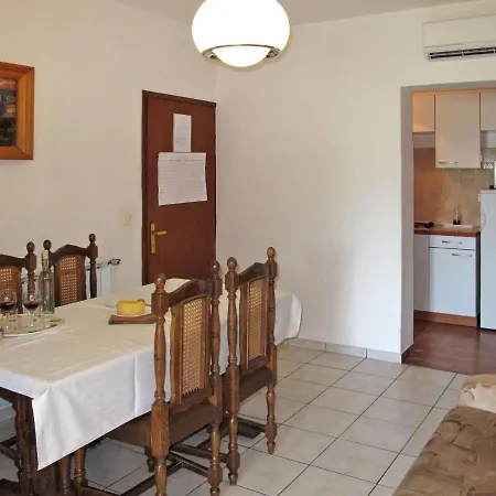 Apartment Meri - Krk211 By Interhome *