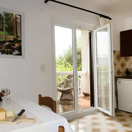 Apartment Meri - Krk211 By Interhome *